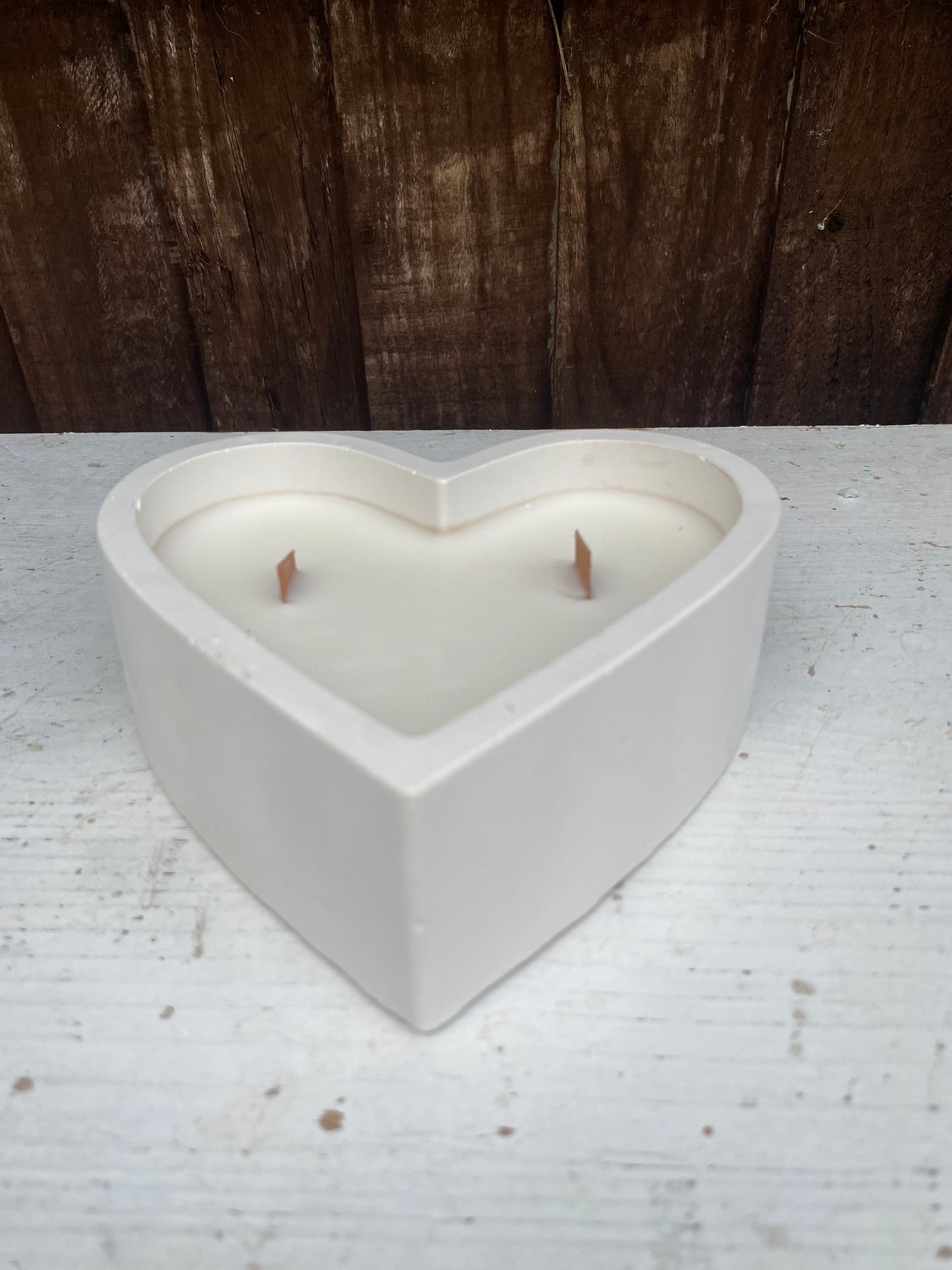 Plaster Paris Heart Wood Wick Candle