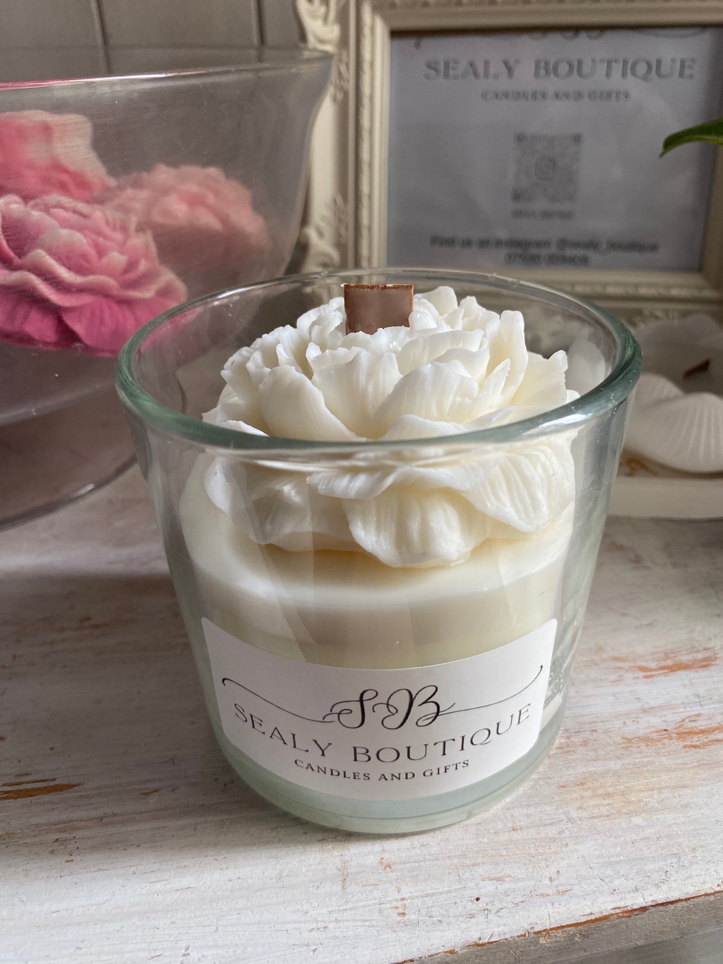 Glass jar with lid - Rose design